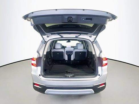 Used 2025 Honda Pilot EX-L image 29