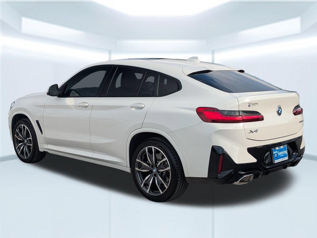 Used 2024 BMW X4 xDrive30i w/ M Sport Package AWD/4WD image 3