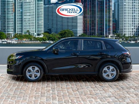 Certified 2023 Honda HR-V LX image 8