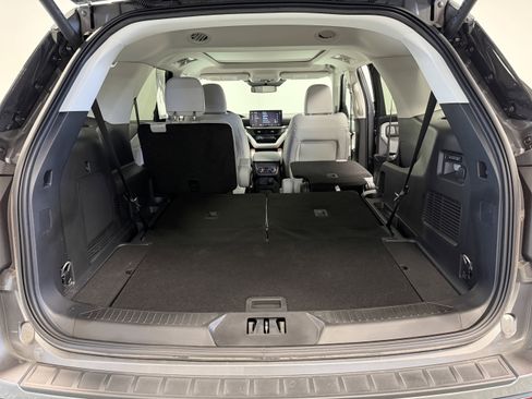 Used 2025 Ford Explorer Platinum w/ Ultimate Package image 25