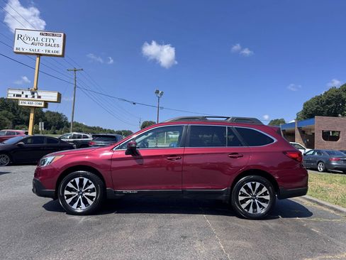 Used 2015 Subaru Outback 2.5i Limited AWD/4WD image 8