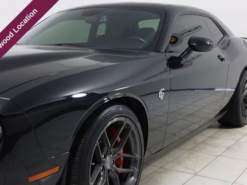 Used 2019 Dodge Challenger SRT Hellcat image 44