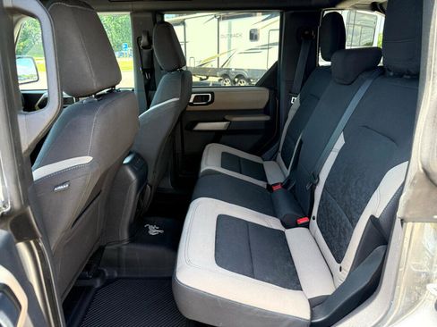 Used 2022 Ford Bronco Wildtrak image 15