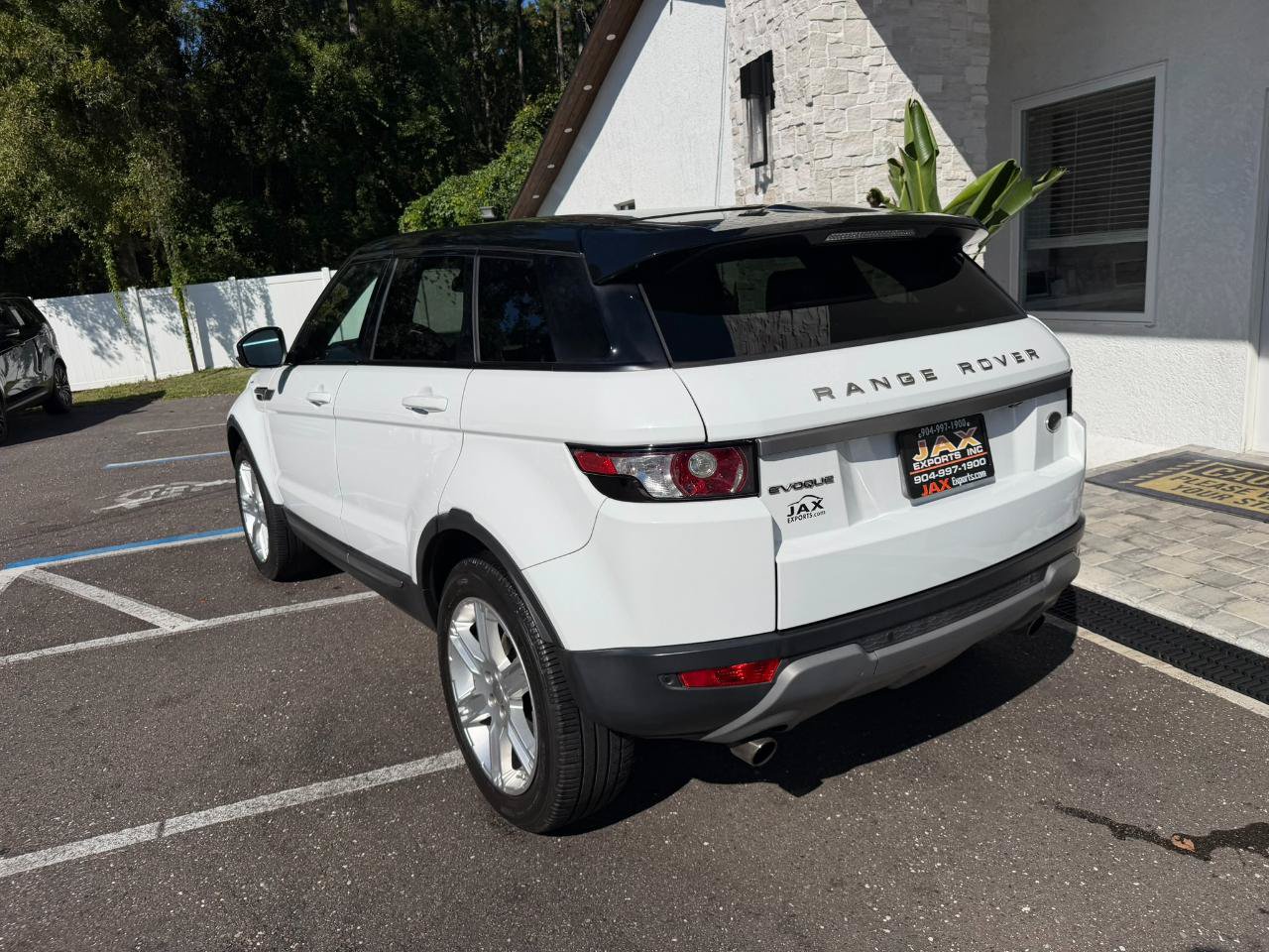 Used 2015 Land Rover Range Rover Evoque Pure Plus AWD/4WD image 11