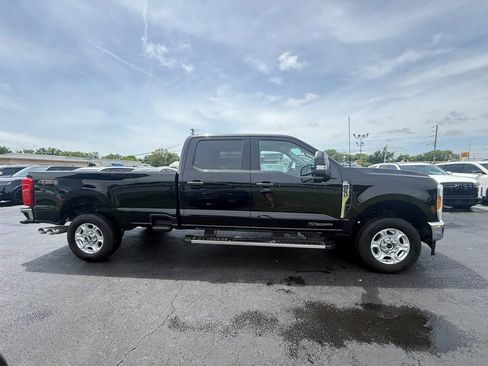 Used 2025 Ford F250 XLT AWD/4WD image 2