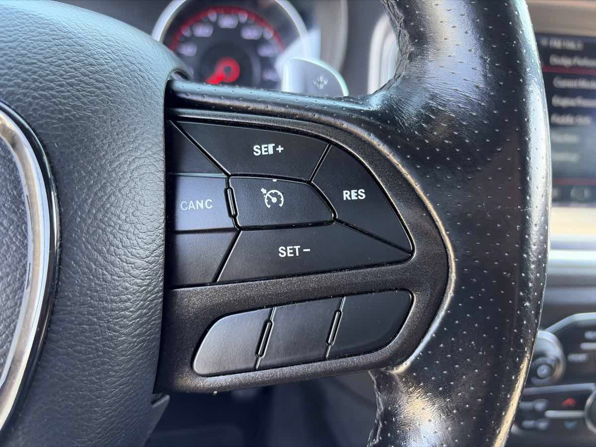 Used 2020 Dodge Charger R/T RWD image 39