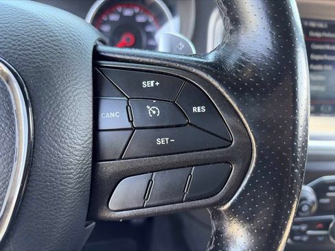 Used 2020 Dodge Charger R/T RWD image 39