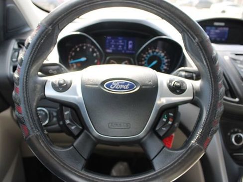 Used 2013 Ford Escape SE image 19