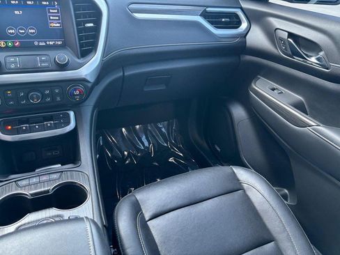 Used 2020 GMC Acadia SLT AWD/4WD image 17
