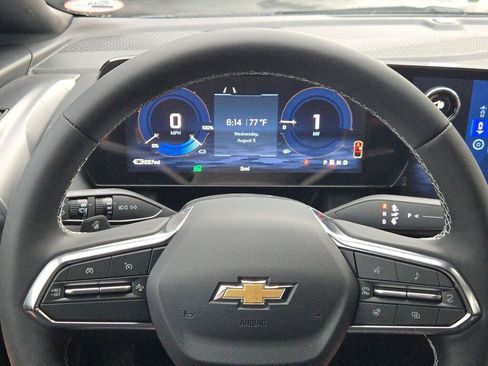 New 2026 Chevrolet Equinox EV LT w/ Comfort Package FWD image 27