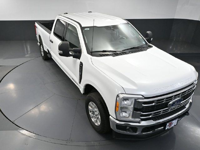 Used 2023 Ford F250 XLT AWD/4WD image 45