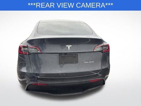 Used 2023 Tesla Model Y Long Range image 4
