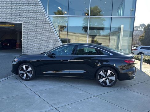 Used 2025 Audi A5 2.0T Premium Plus w/ Premium Plus image 9