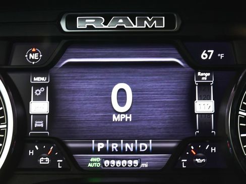 Used 2023 RAM 1500 Big Horn AWD/4WD image 18