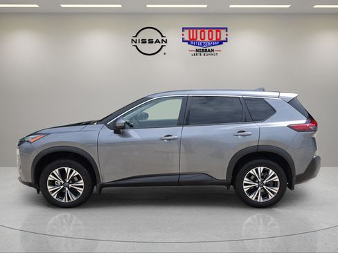 Used 2023 Nissan Rogue SV FWD image 5