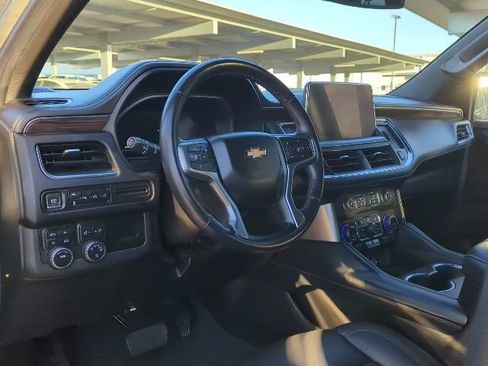 Certified 2022 Chevrolet Suburban LT image 4