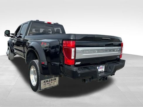 Used 2022 Ford F450 Platinum w/ FX4 Off-Road Package image 3