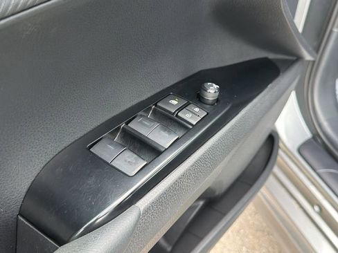 Certified 2025 Toyota Camry SE image 15