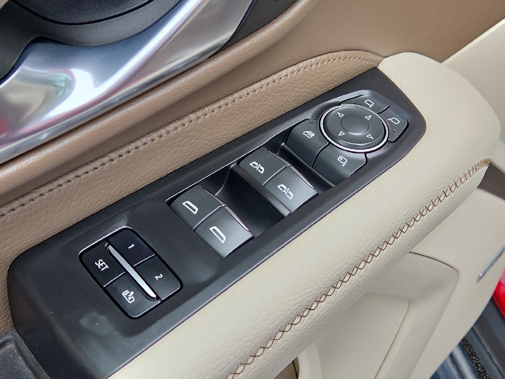 Used 2023 GMC Yukon Denali AWD/4WD image 14