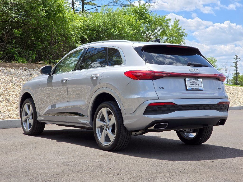 Used 2025 Audi Q5 Premium Plus AWD/4WD image 24