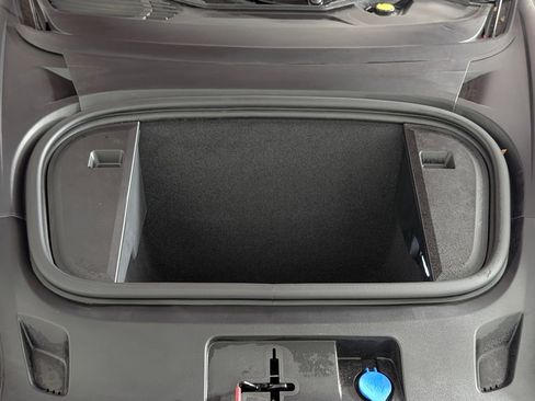 Certified 2023 Porsche Taycan image 19