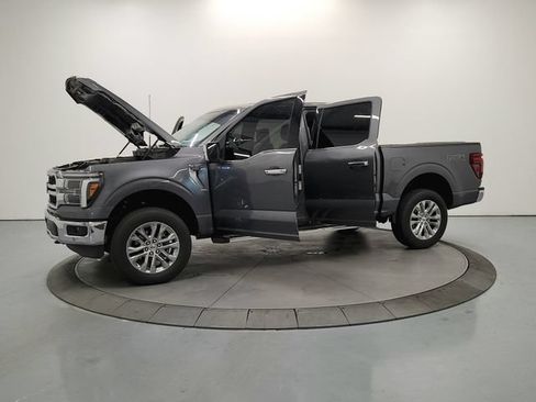 Used 2025 Ford F150 Lariat w/ Equipment Group 501A Mid AWD/4WD image 13