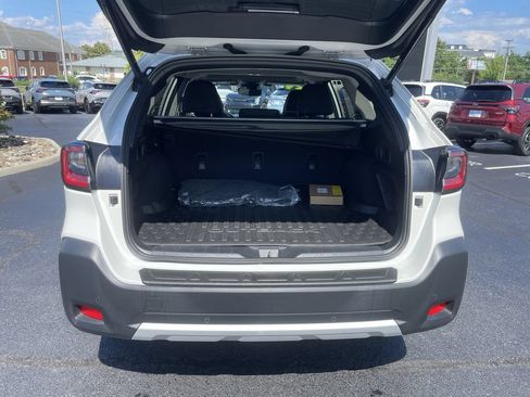 Certified 2024 Subaru Outback Touring XT AWD/4WD image 38