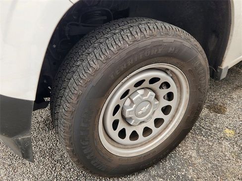 Used 2023 Chevrolet Colorado W/T w/ WT Convenience Package image 10