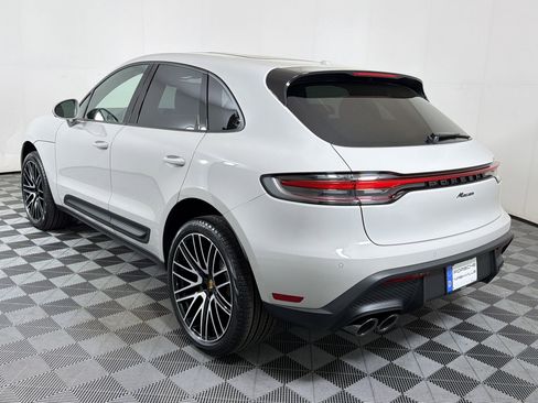 New 2026 Porsche Macan image 3