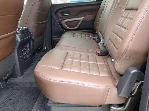 Used 2022 Nissan Titan Platinum Reserve w/ Moonroof Package image 26