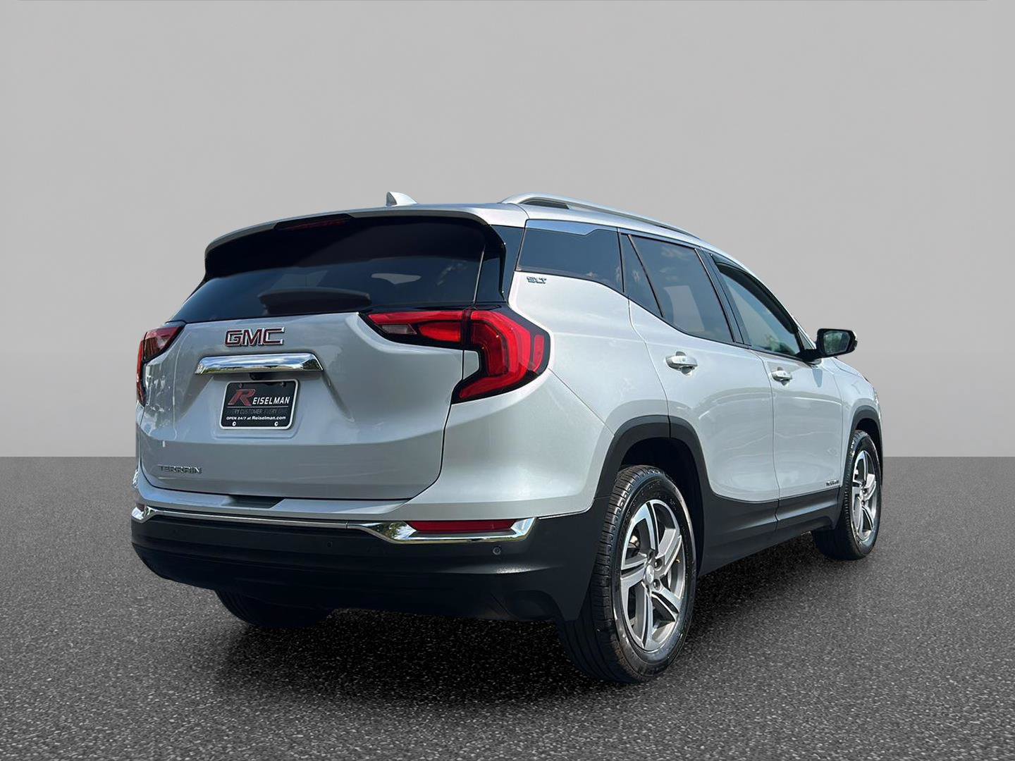 Certified 2021 GMC Terrain SLT w/ LPO, Floor Liner Package FWD image 8