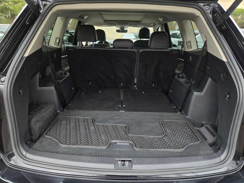 Used 2022 Volkswagen Atlas SEL AWD/4WD image 32