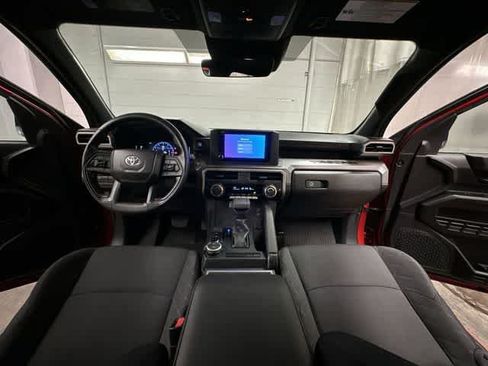 Used 2024 Toyota Tacoma SR5 AWD/4WD image 18