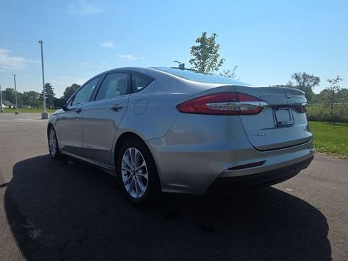 Certified 2020 Ford Fusion SE FWD image 12