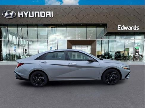 New 2026 Hyundai Elantra Sport image 8