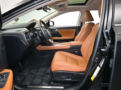 Used 2022 Lexus RX 350L FWD w/ Premium Package image 11