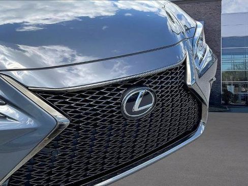 Used 2024 Lexus ES 350 F Sport w/ Accessory Package (Z2) FWD image 33