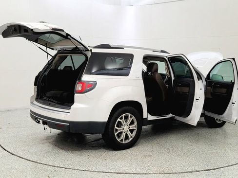 Used 2016 GMC Acadia SLT image 12