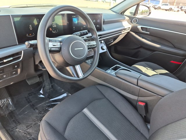 Used 2025 Hyundai Sonata SEL FWD image 12