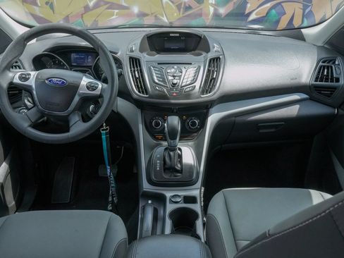 Used 2015 Ford Escape SE FWD image 15