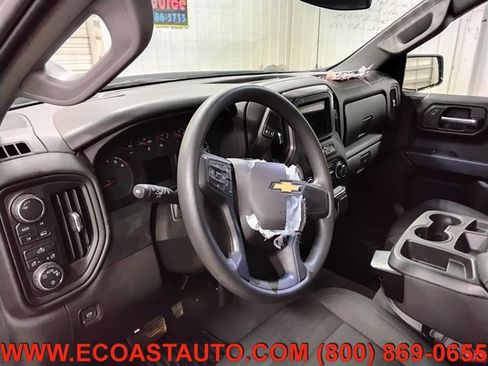 Used 2022 Chevrolet Silverado 1500 Custom AWD/4WD image 11