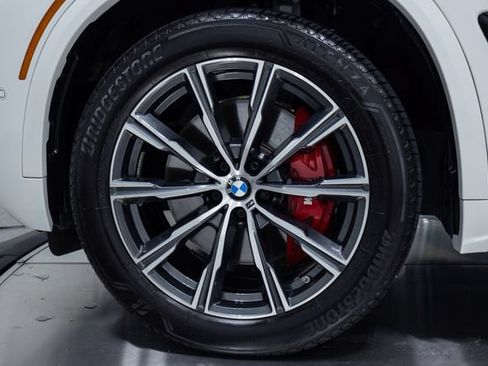 Used 2026 BMW X5 xDrive40i AWD/4WD image 27