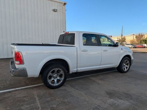 Used 2016 RAM 1500 Laramie w/ Convenience Group image 4