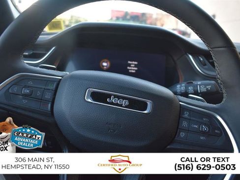 Used 2024 Jeep Grand Cherokee L Laredo image 15