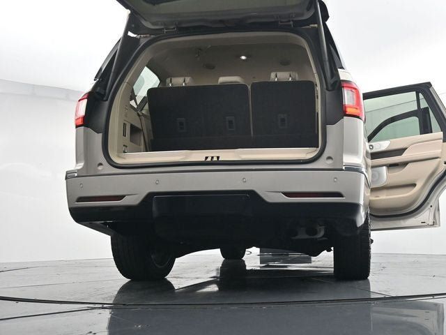 Used 2019 Lincoln Navigator Reserve w/ Cargo Package AWD/4WD image 42