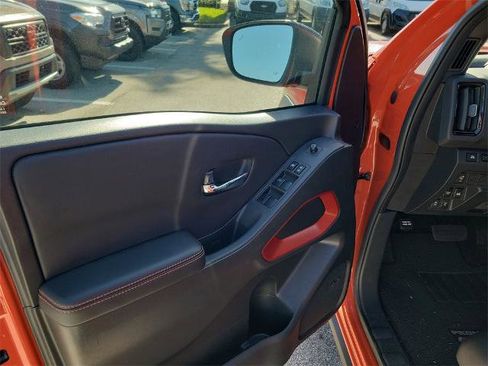 Certified 2025 Nissan Frontier PRO-4X w/ Pro Premium Package image 24
