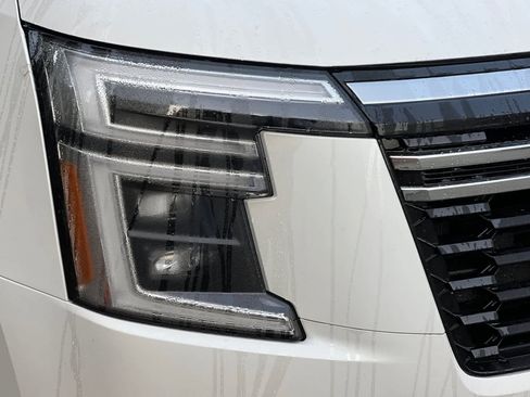 New 2026 Nissan Armada SL image 36