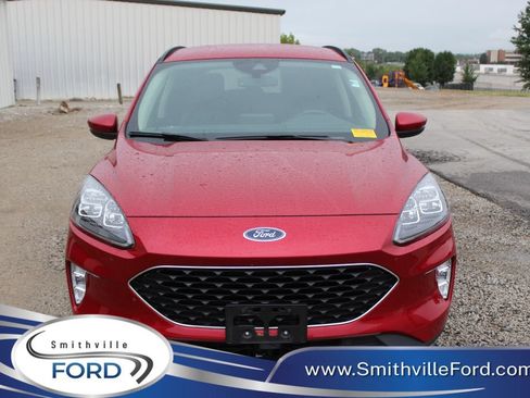 Used 2020 Ford Escape Titanium AWD/4WD image 1