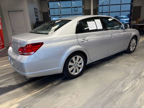 Used 2005 Toyota Avalon XLS FWD image 31