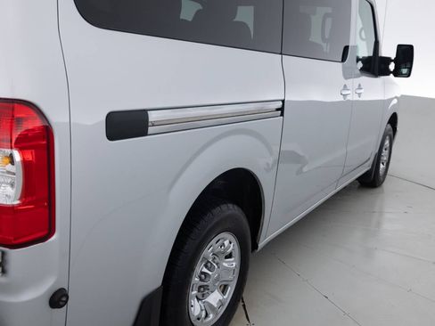 Used 2016 Nissan NV 3500 SL image 14